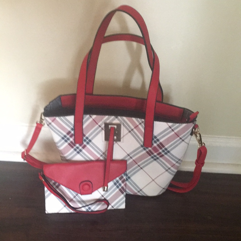 New Purse - Picture 3 of 3
